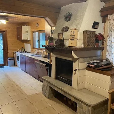 Holiday home Din Padurea Belis Si Casuta Din Copac *