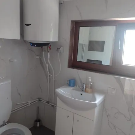 Holiday home Din Padurea Belis Si Casuta Din Copac *
